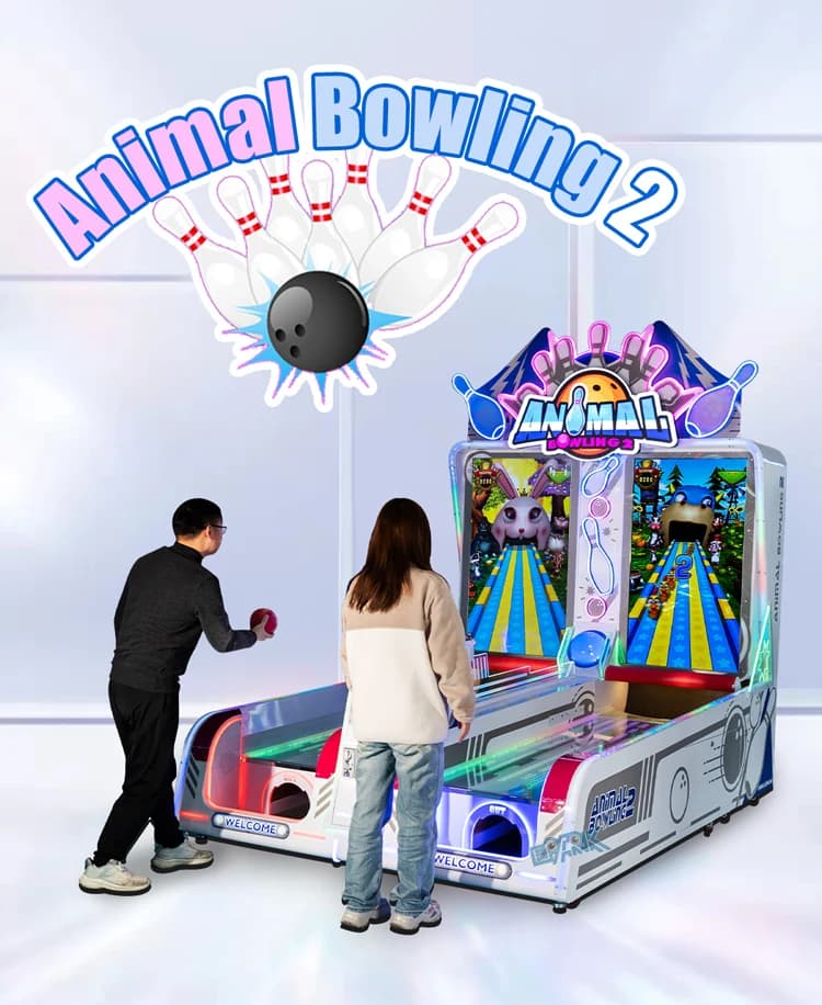 Dos jugadores lanzando bolas en la máquina recreativa de bolos de doble carril.
