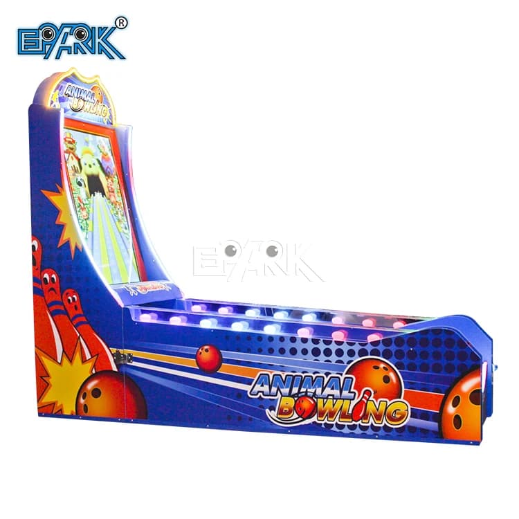 Vista frontal izquierda de una máquina recreativa de bolos de 42 pulgadas para un solo jugador.