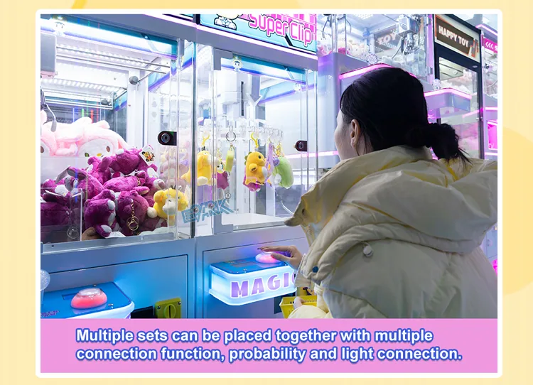 Player, prize chamber and connected compact clip machine details